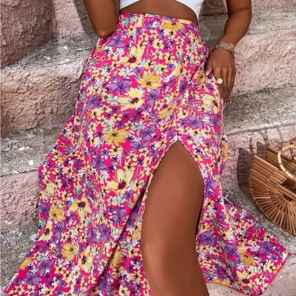 High waist multicolor split skirt. ** never worn**